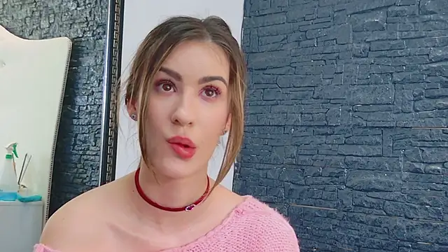 LaurynCopper online show from January 2025 12:58:02 PM