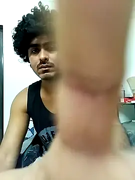 Snapshot of Samser0403 chatting on February 2025 04:26:01 PM Samser0403 online show from February 2025 04:26:01 PM