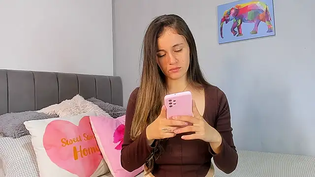 naughtyloverss online show from October 2025 02:39:01 PM