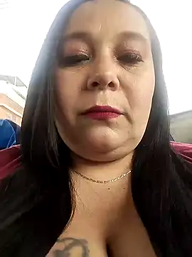 sara pineros online show from February 2025 01:21:02 PM