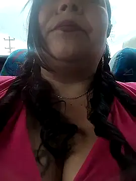 sara pineros online show from February 2025 03:37:02 PM