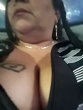 sara pineros online show from February 2025 11:23:02 PM