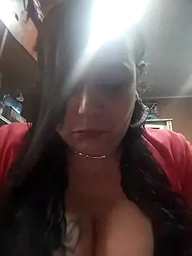 sara pineros online show from September 2025 06:40:01 PM