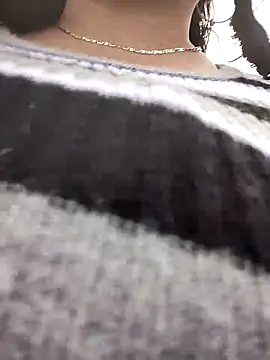 sara pineros online show from November 2025 07:47:01 PM