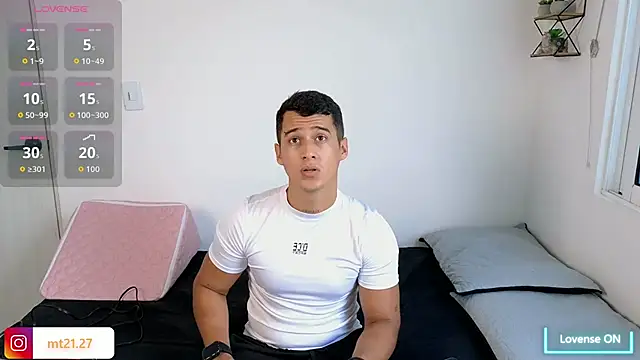 hot69temptation  online show from September 2025 03:01:02 PM