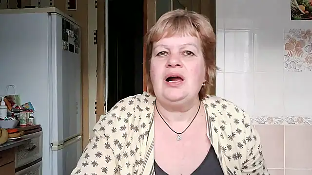 Ettie Tonia online show from March 2025 02:40:01 PM