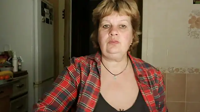 Ettie Tonia online show from March 2025 05:04:02 PM