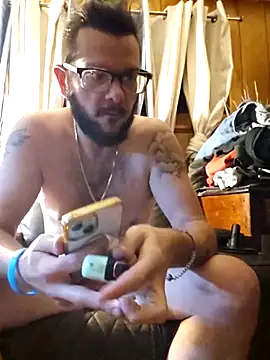 hungverrec online show from October 2025 08:21:01 AM