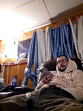 hungverrec online show from November 2025 08:02:01 AM