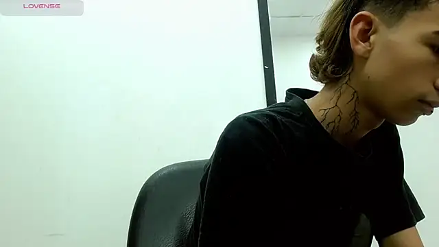 ttimy x boy online show from September 2025 03:34:02 PM