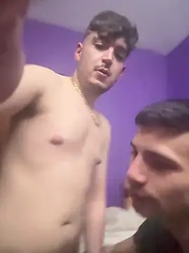 cccristiannnnn online show from March 2025 10:37:02 PM