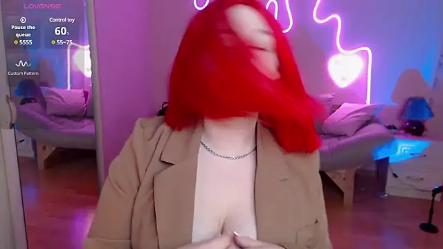 LizzyShine online show from February 2025 08:28:02 PM