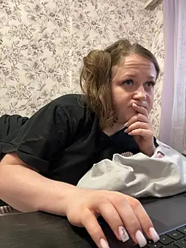 LizzyShine online show from March 2025 03:42:02 PM