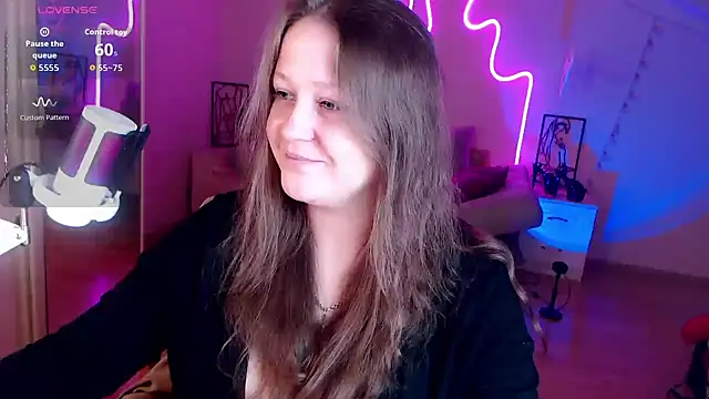 LizzyShine online show from September 2025 03:17:02 PM