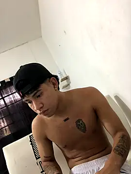 logannth online show from November 2025 06:40:02 PM