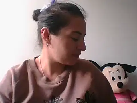  karlie kloss  online show from December 2024 09:01:01 PM