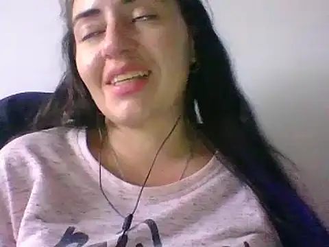  karlie kloss  online show from January 2025 10:46:02 PM