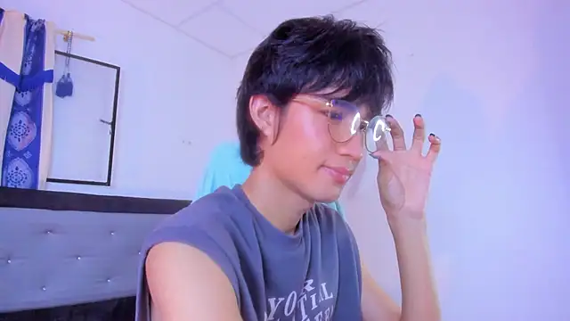 Johhan  Lee online show from December 2024 02:33:02 AM