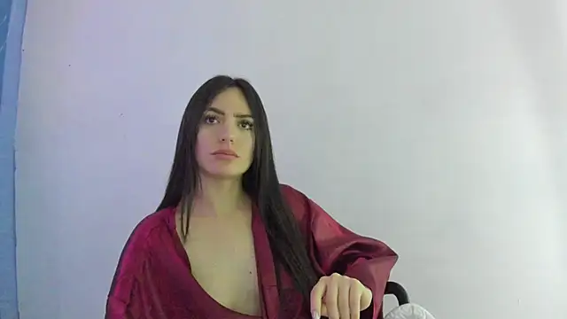 Snapshot of britny_clouds chatting on December 2024 06:28:01 PM britny clouds online show from December 2024 06:28:01 PM