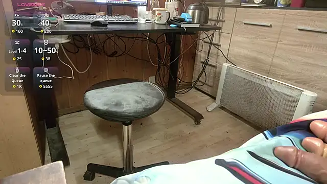 misteryman1956 online show from November 2025 10:04:02 AM