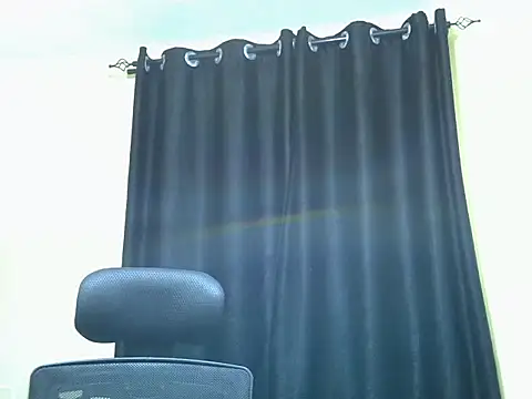 Horny-slut  online show from November 2025 07:48:02 PM