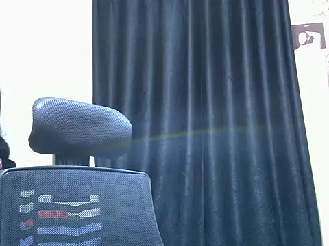 Horny-slut  online show from April 2026 03:32:01 AM