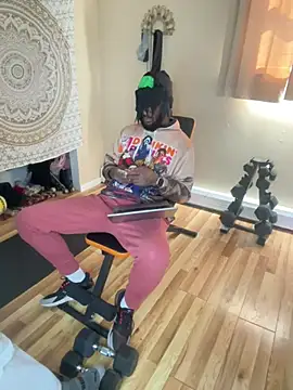 Luluof online show from March 2025 05:31:02 PM