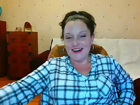 Snapshot of Alice3694 chatting on January 2025 01:51:01 PM Alice3694 online show from January 2025 01:51:01 PM