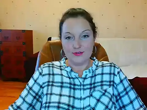 Snapshot of Alice3694 chatting on January 2025 10:21:02 AM Alice3694 online show from January 2025 10:21:02 AM