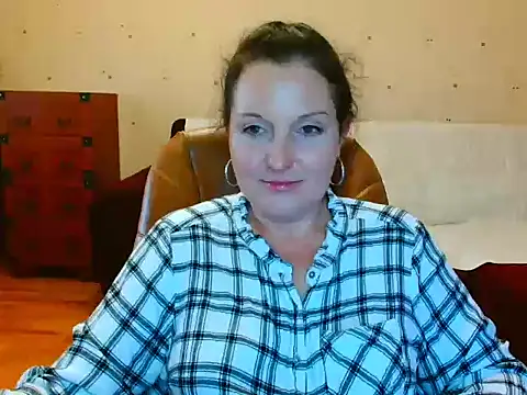 Snapshot of Alice3694 chatting on January 2025 01:36:01 PM Alice3694 online show from January 2025 01:36:01 PM