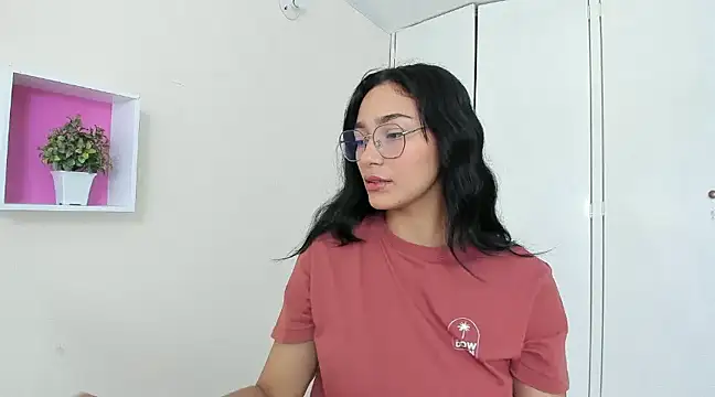 ASIAM BRUNET online show from February 2025 01:06:01 PM