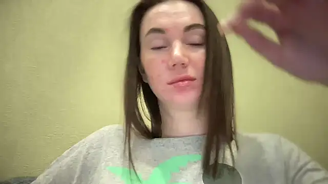 Snapshot of EvilDemon94 chatting on February 2025 09:32:02 AM EvilDemon94 online show from February 2025 09:32:02 AM