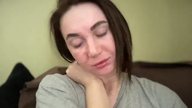 Snapshot of EvilDemon94 chatting on February 2025 08:58:01 AM EvilDemon94 online show from February 2025 08:58:01 AM