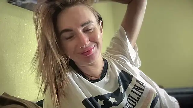 Snapshot of EvilDemon94 chatting on September 2025 07:54:01 AM EvilDemon94 online show from September 2025 07:54:01 AM