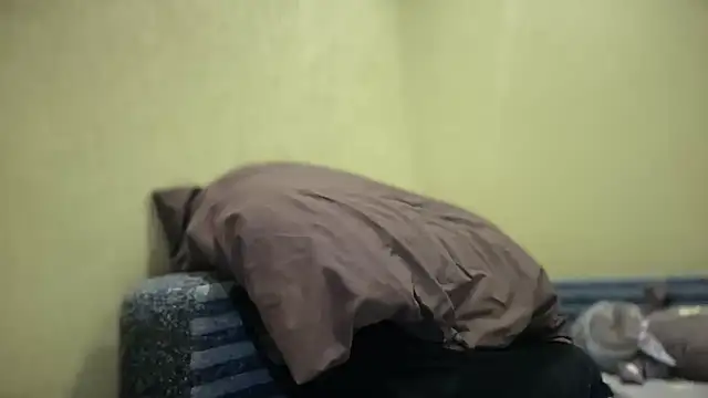 Snapshot of EvilDemon94 chatting on November 2025 05:18:02 AM EvilDemon94 online show from November 2025 05:18:02 AM