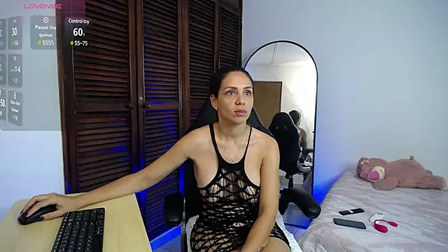 Snapshot of karoll_marquez chatting on January 2025 04:41:01 PM karoll marquez online show from January 2025 04:41:01 PM