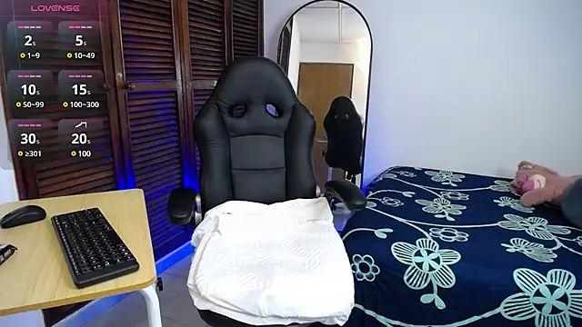 Snapshot of karoll_marquez chatting on February 2025 01:00:02 AM karoll marquez online show from February 2025 01:00:02 AM