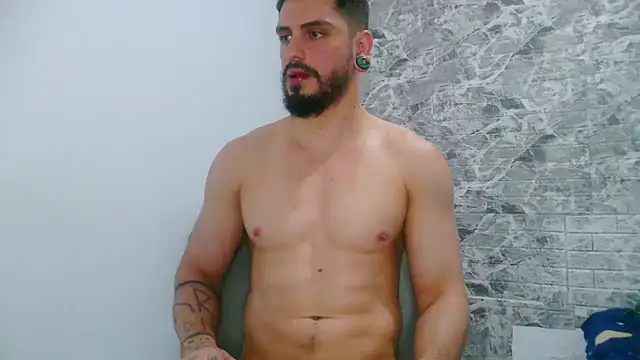 Aaron kwok28 online show from February 2025 10:36:02 PM