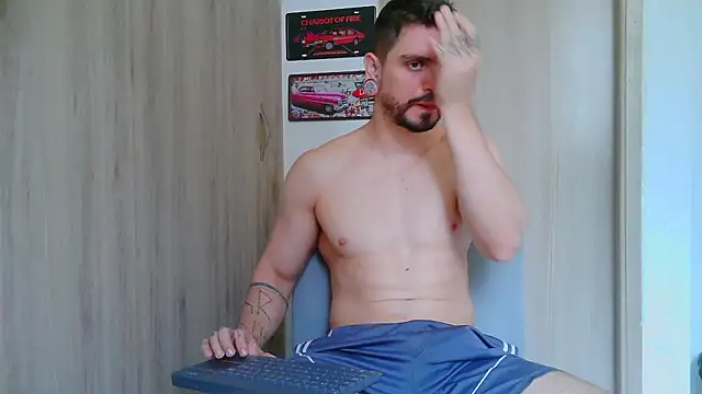 Aaron kwok28 online show from April 2026 04:22:02 PM