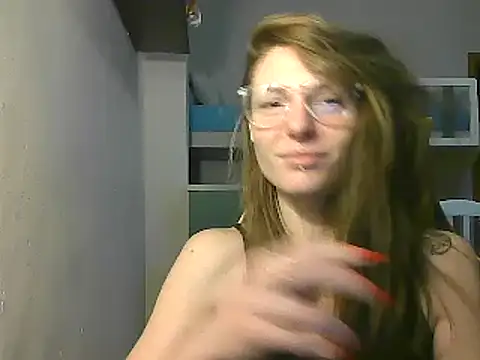 Feli blue online show from December 2024 12:01:02 PM