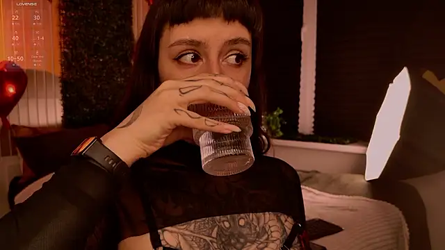 MichaellaMoon online show from February 2026 07:10:02 PM