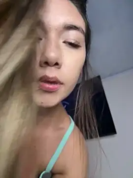 Snapshot of Iris_lee chatting on May 2026 01:12:02 AM Iris lee online show from May 2026 01:12:02 AM