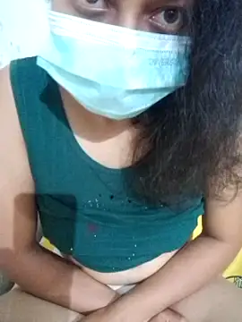 Snapshot of Thakshi_angel chatting on January 2025 06:56:01 AM Thakshi angel online show from January 2025 06:56:01 AM