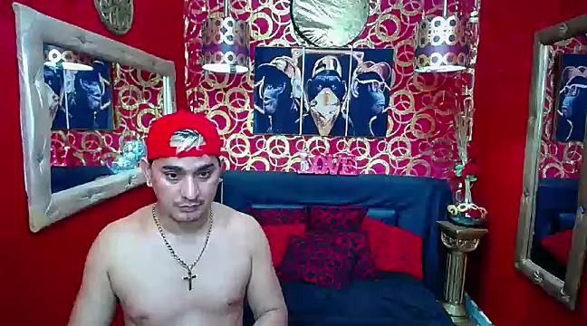 Snapshot of BOYSPEIN chatting on February 2025 01:00:02 AM BOYSPEIN online show from February 2025 01:00:02 AM