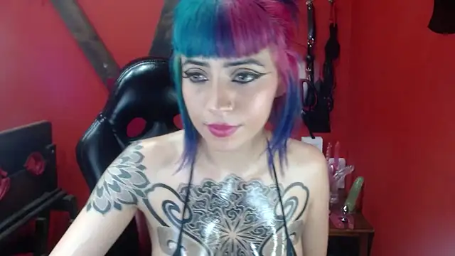 Snapshot of AlissaPeachx chatting on January 2025 08:38:02 AM AlissaPeachx online show from January 2025 08:38:02 AM