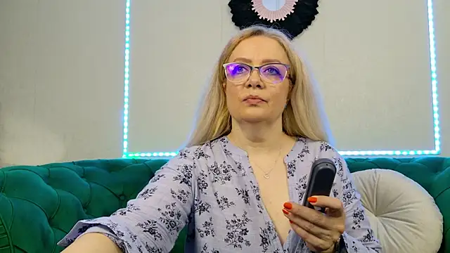 IvanaCharm online show from May 2026 03:26:02 AM