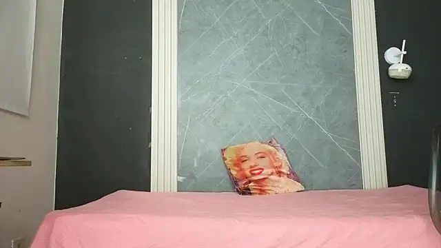 YummyDuooo online show from February 2026 11:05:02 AM