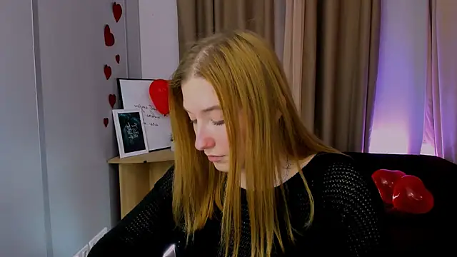 daisy candy online show from February 2025 05:28:01 PM