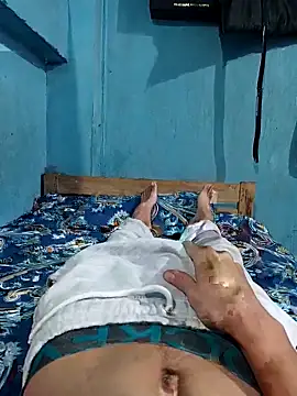 Snapshot of funnguy25 chatting on October 2025 07:47:02 AM funnguy25 online show from October 2025 07:47:02 AM