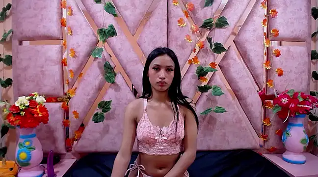 Snapshot of Salome_Queem chatting on January 2025 10:17:02 AM Salome Queem online show from January 2025 10:17:02 AM